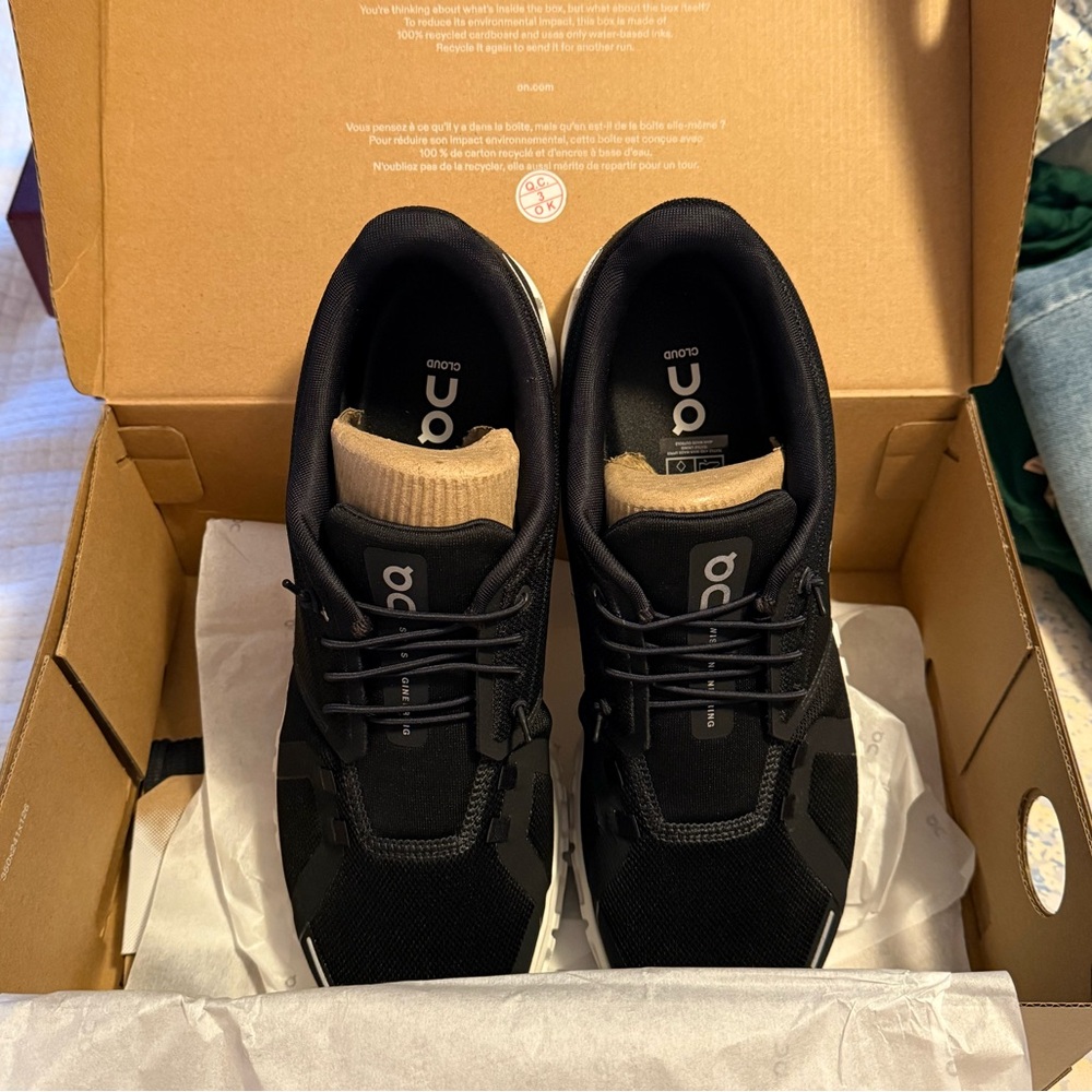 On Cloud Men’s Running Shoes